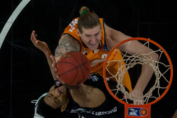 如雷霆快 如雷霆快