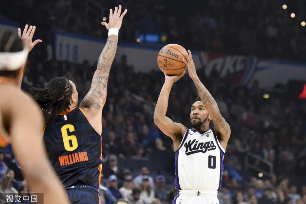 凭借其沉稳 凭借其沉稳