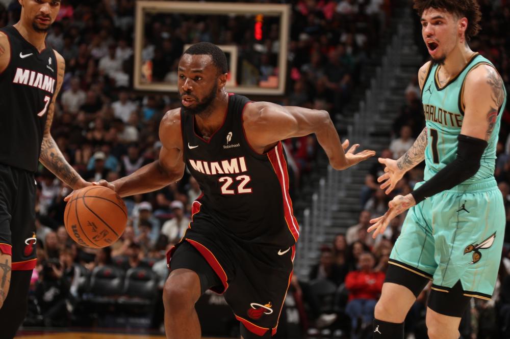 伦纳德和哈 伦纳德和哈